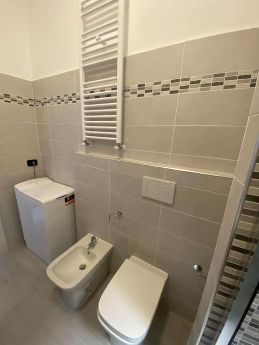 Isola District,famous Area, Space Flat, Lightful,6 Pax Milano